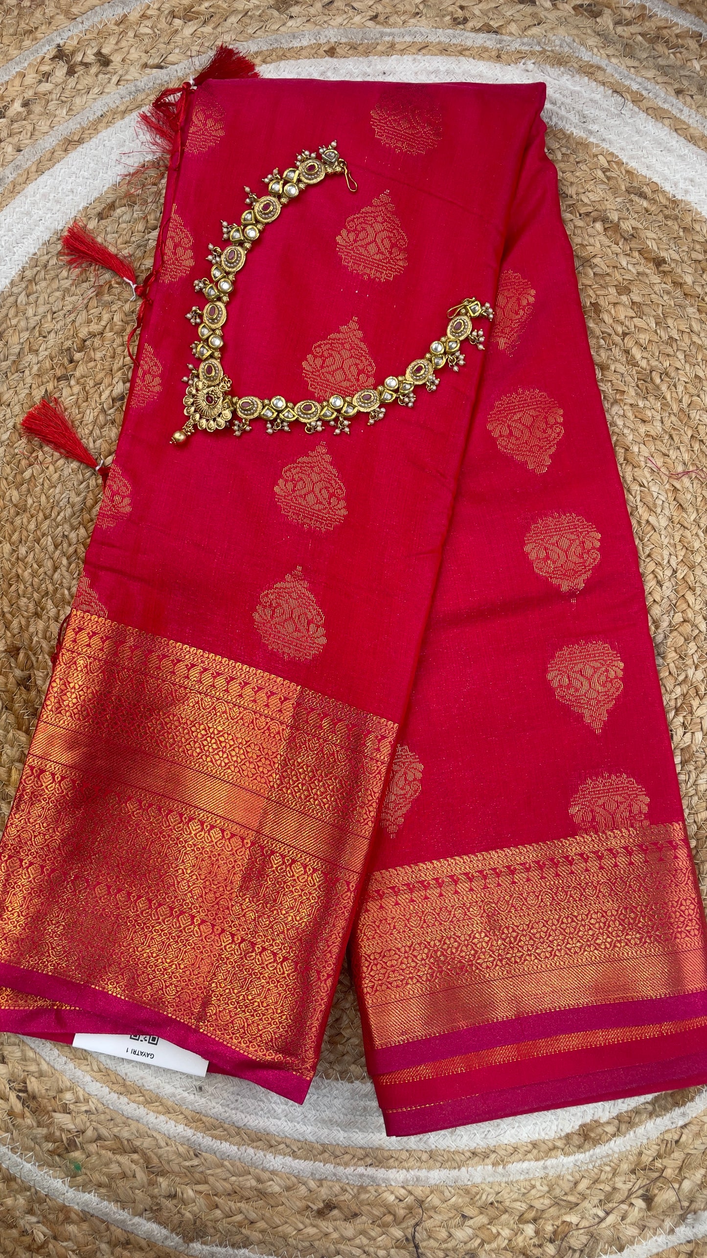 SEMI SILK GAYATRI - V3 code : 058