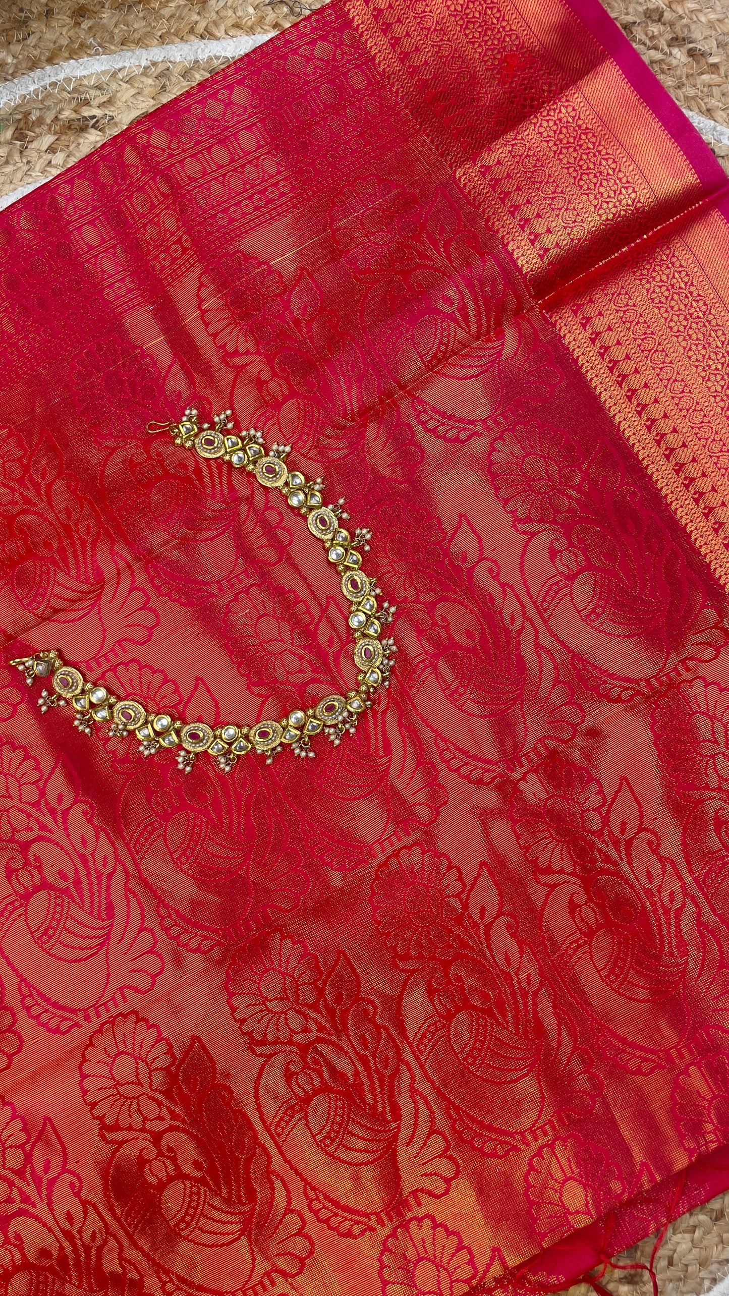 SEMI SILK GAYATRI - V3 code : 058